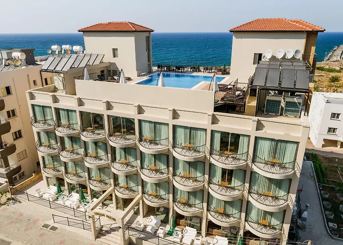 Olivia Palm Hotel 3*