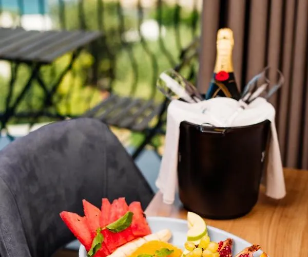 ホテル Olivia Palm キレニア